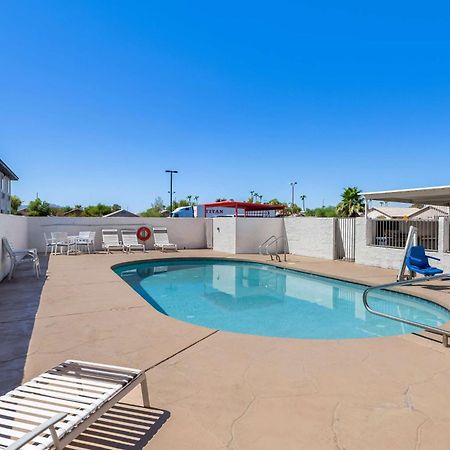 Super 8 By Wyndham Goodyear/Phoenix Area Exterior foto
